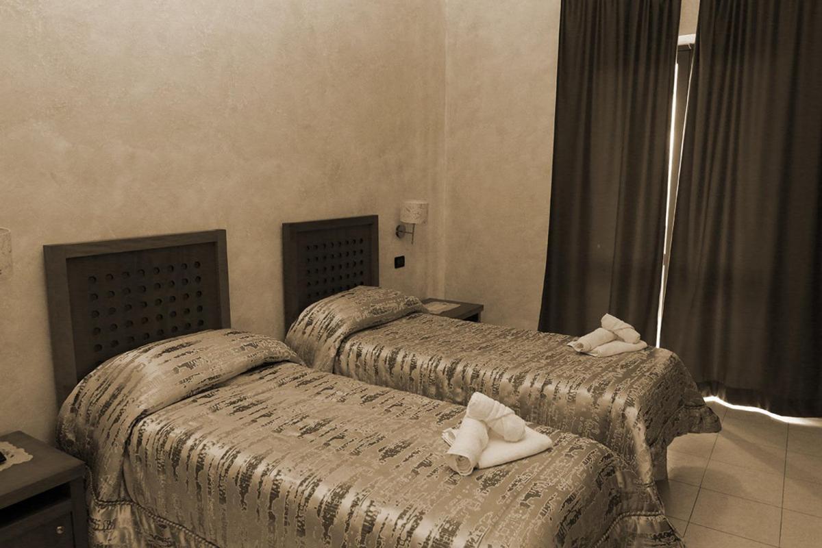 Hotel Ulisse Maida Esterno foto