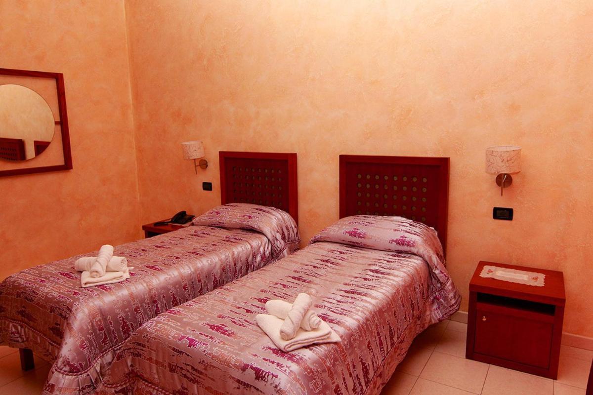 Hotel Ulisse Maida Esterno foto